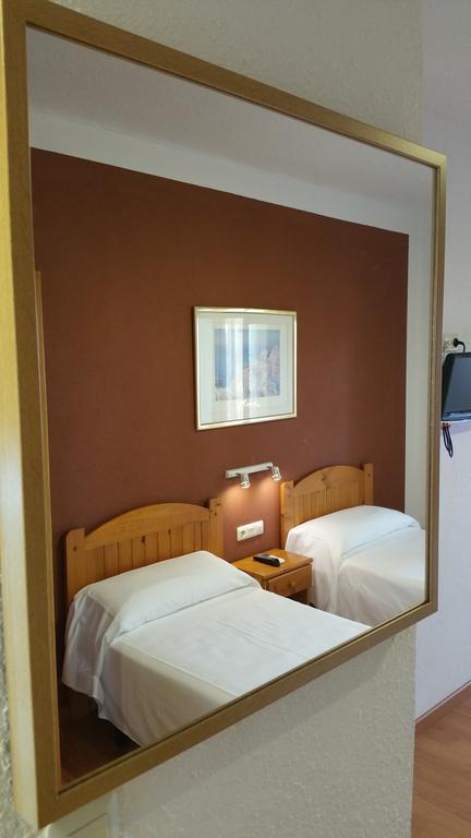 Carabela Sun Holidays Apartment เพนิสโคลา ห้อง รูปภาพ